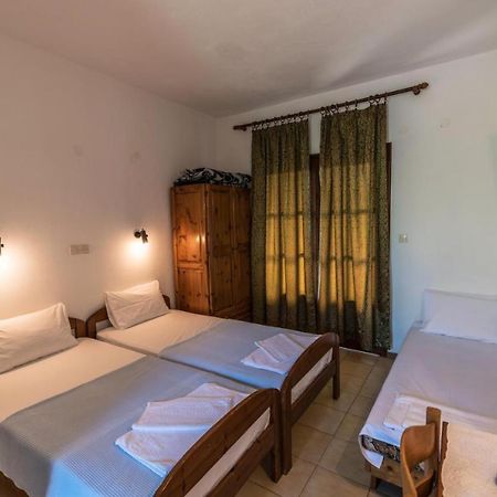 Olive Studios And Apartments Скала Потамияс Екстериор снимка